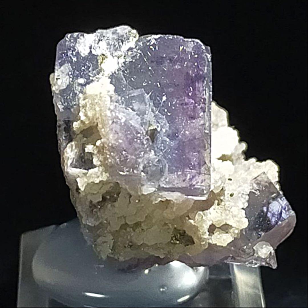 【中国/ヤオガンシャン産】フローライト原石⑧