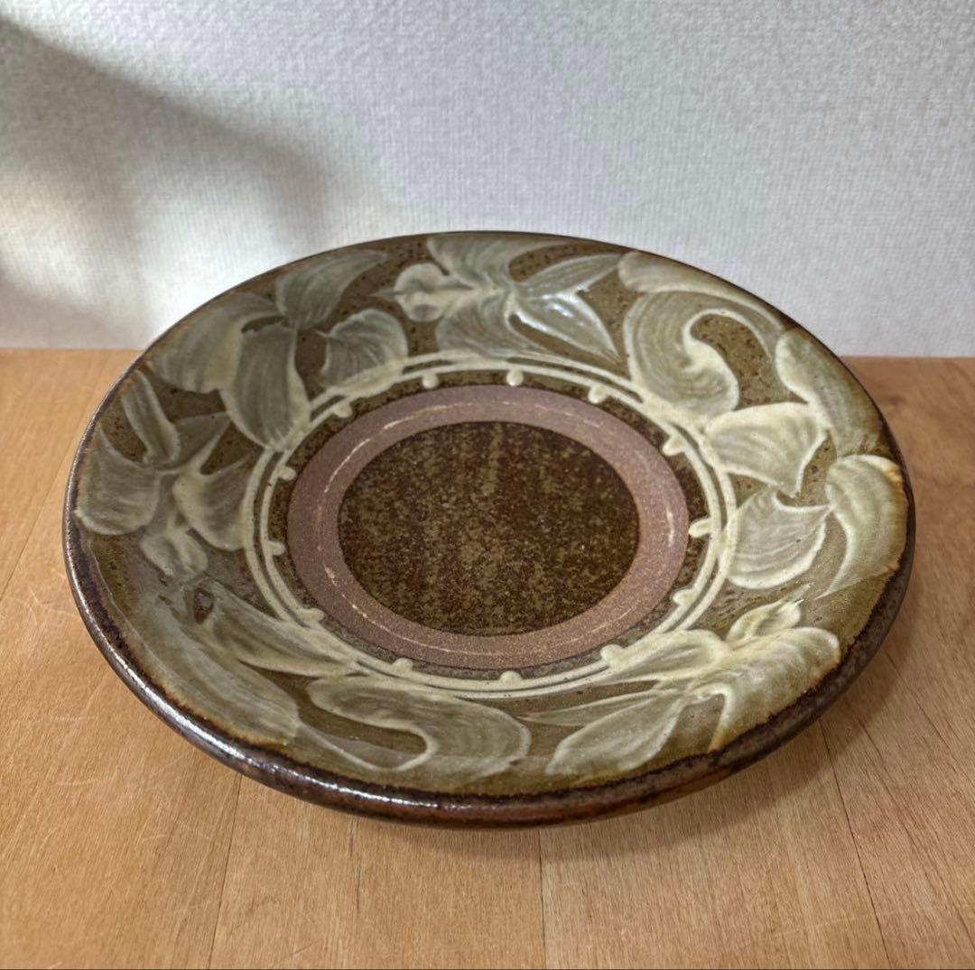 【新品未使用】やちむん　７寸皿　２枚