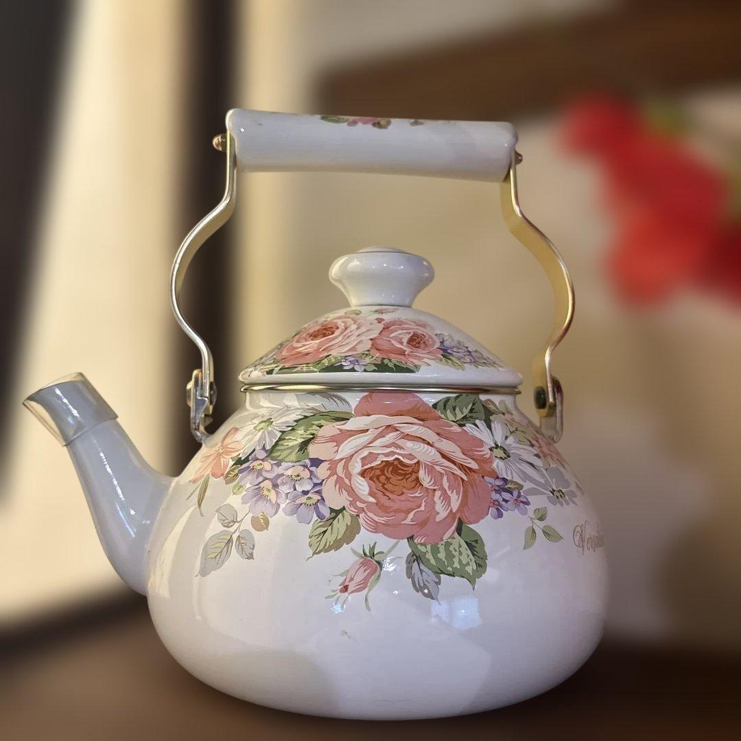 EJIRY花柄 ケトル