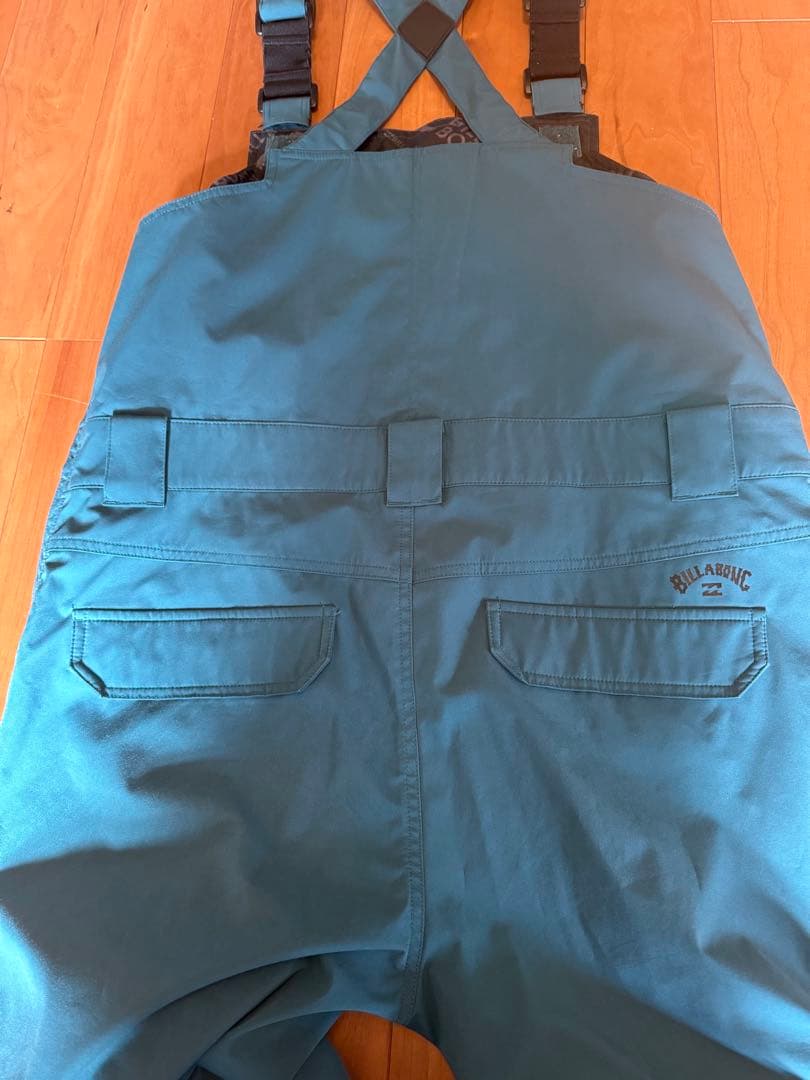 BILLABONGビブパンツ