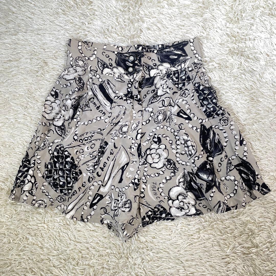 シャネル パールボタン カメリアココマーク総柄 シルク100% キュロットパンツ