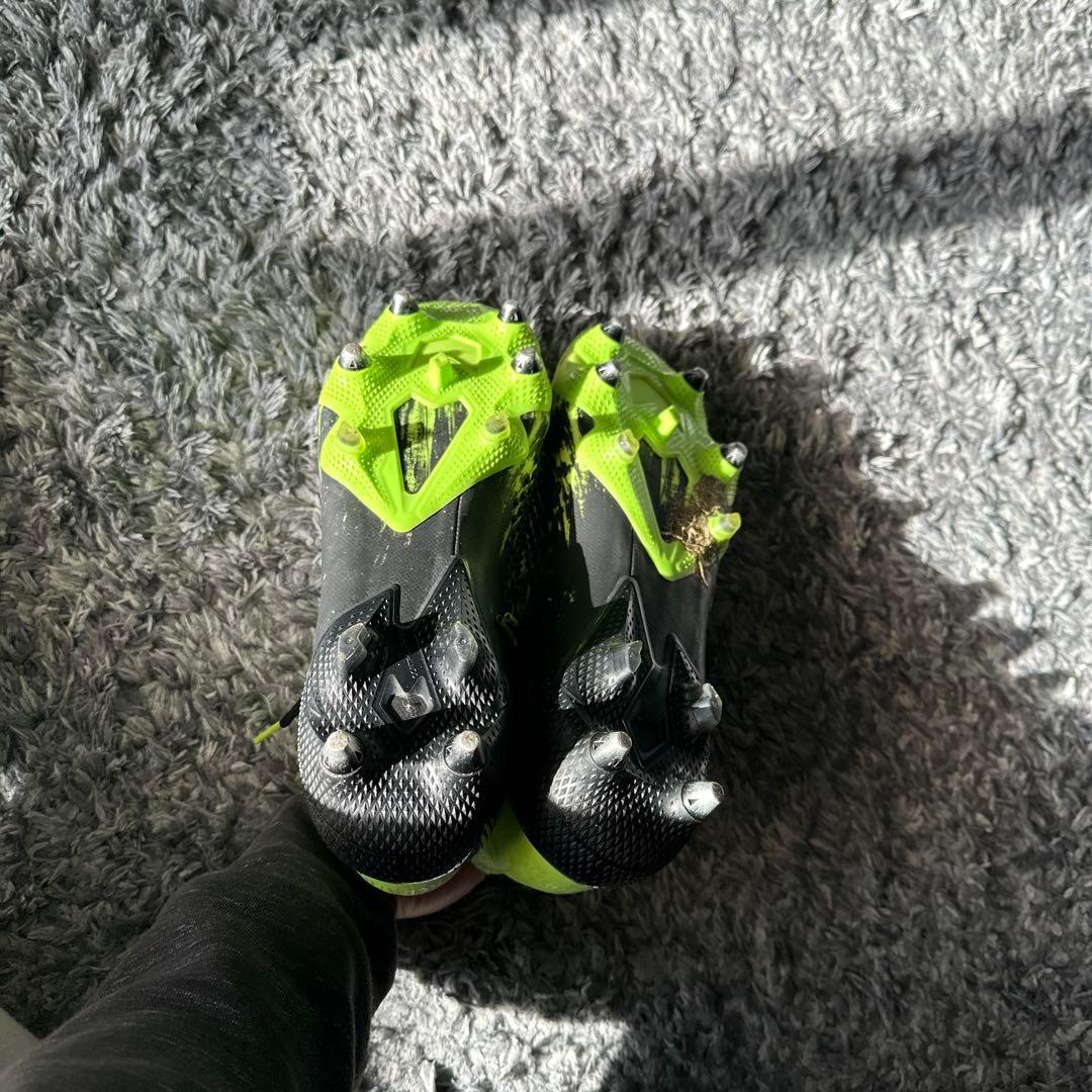 シューズ Predator SG