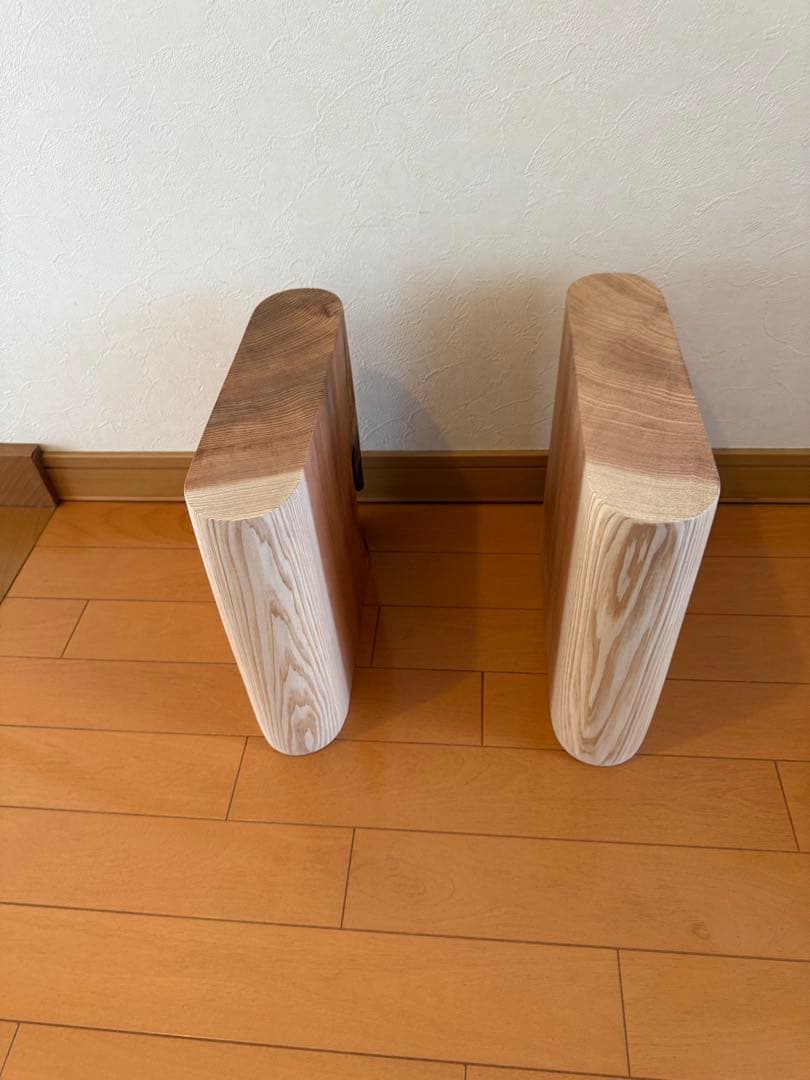 天然杉一枚板ローテーブル蜜蝋クリーム仕上げ