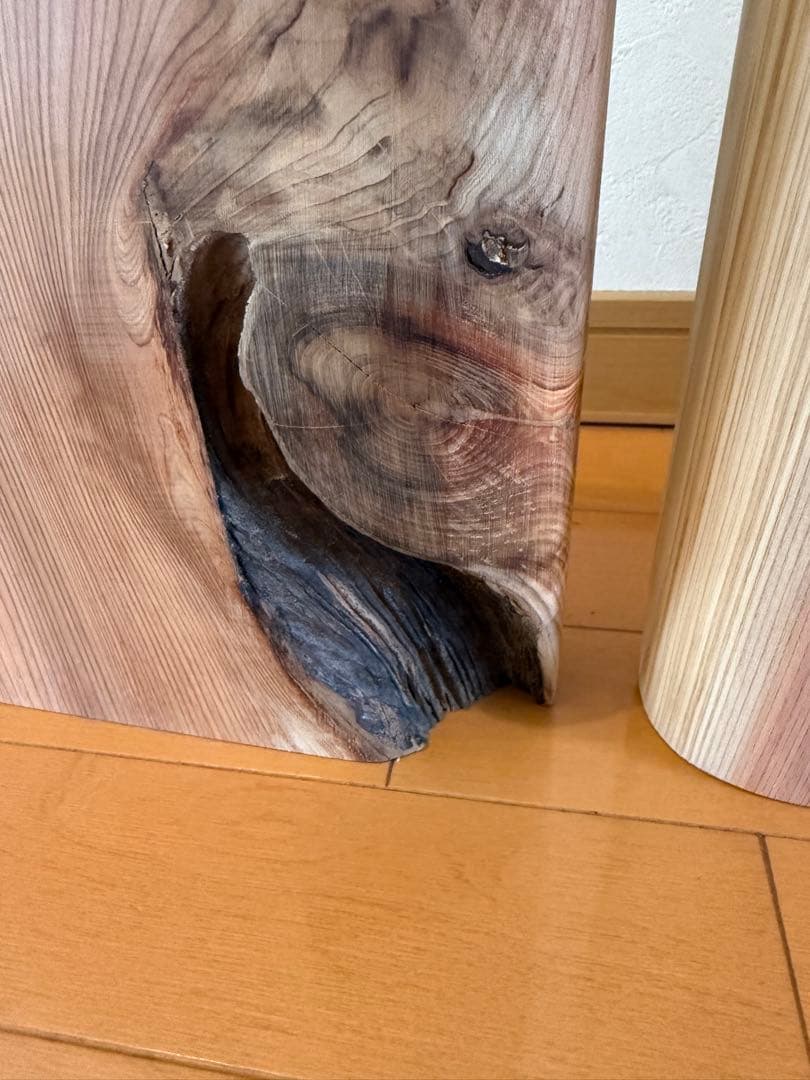 天然杉一枚板ローテーブル蜜蝋クリーム仕上げ