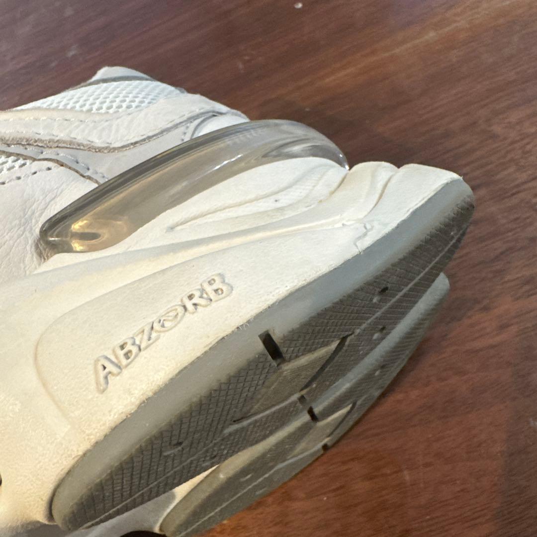 New Balance 9060 ニューバランス　スニーカー　emmi 24cm