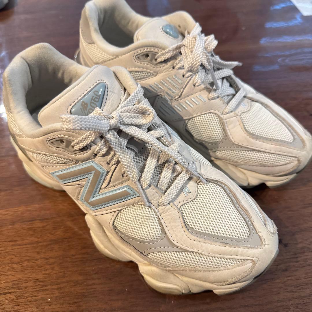 New Balance 9060 ニューバランス　スニーカー　emmi 24cm