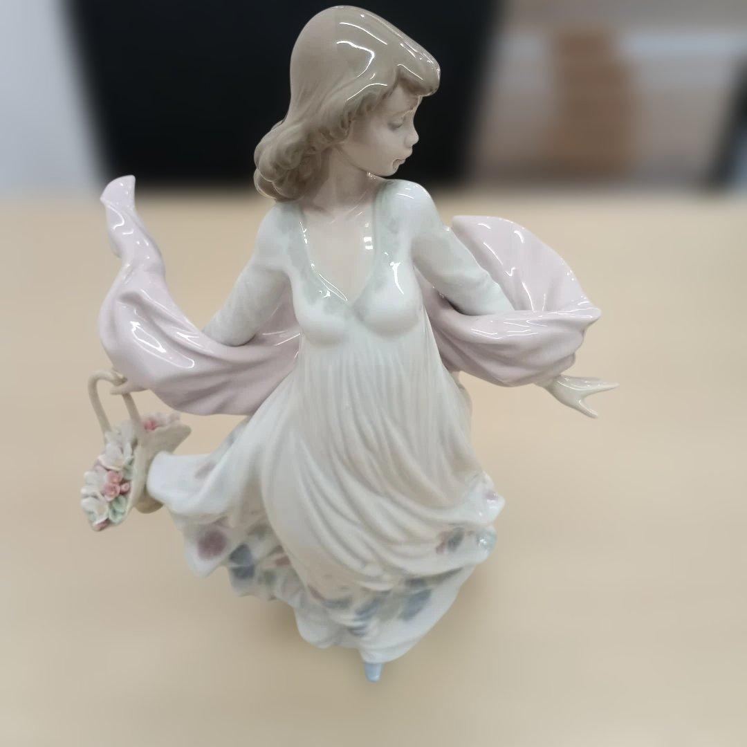 リヤドロ　春の輝き