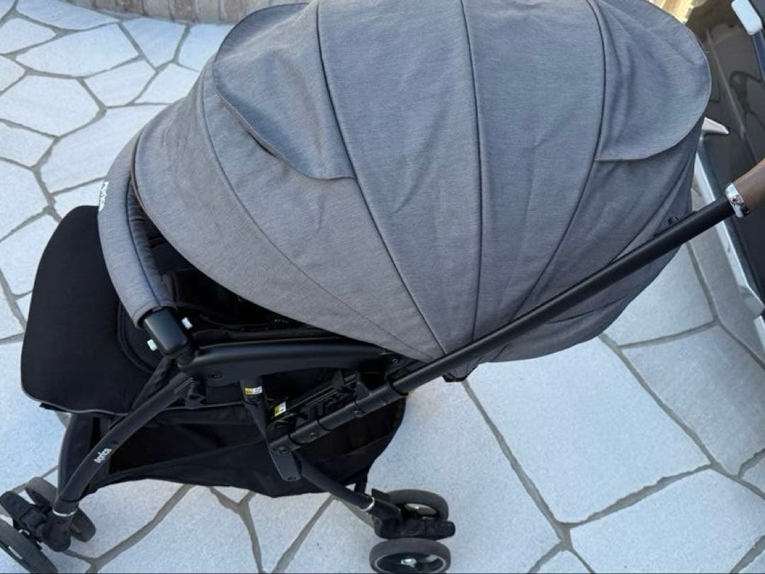 アップリカ ラクーナクッション フリーAC