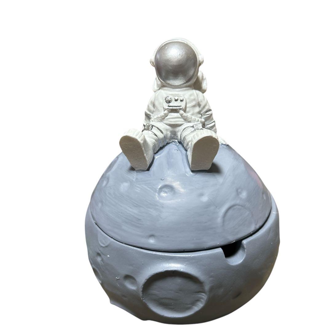 灰皿 おしゃれ 宇宙 雑貨 おしゃれ 装飾品 プレゼント 卓上 ふた付き (金)