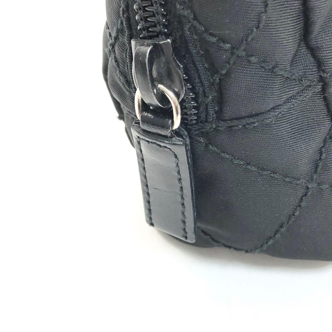 DEARLIVE TOKYO✨　PRADA プラダ キルティング ポーチ