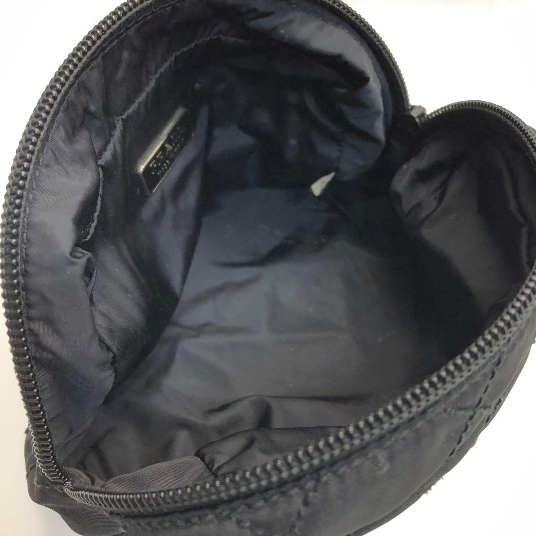 DEARLIVE TOKYO✨　PRADA プラダ キルティング ポーチ