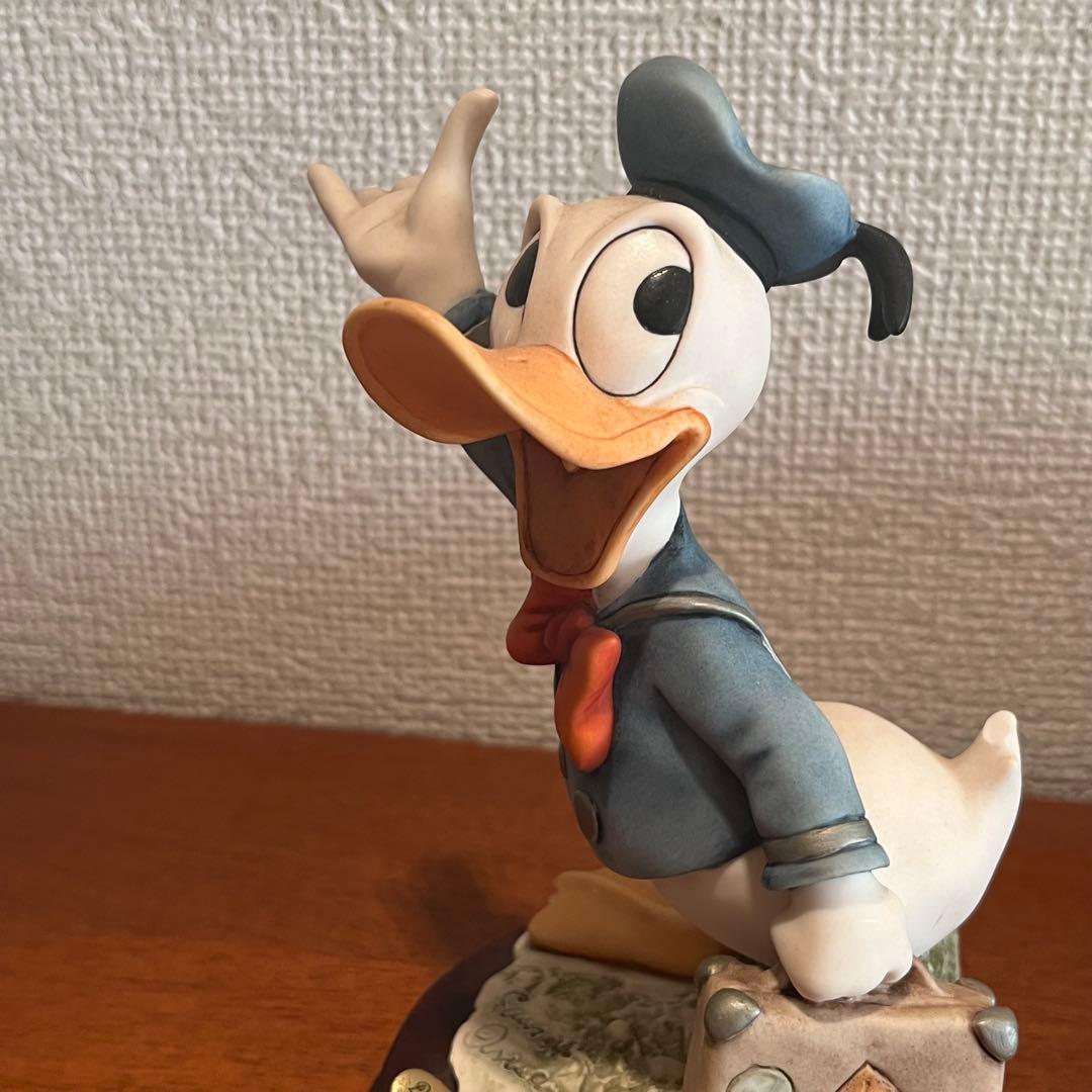 ジョゼッペアルマーニ　ドナルドダック　ディズニー　陶器　人形　置物　オブジェ