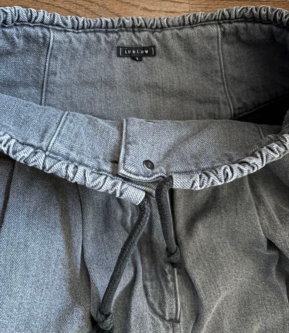 ラドロー　グレー ワイドデニムパンツ