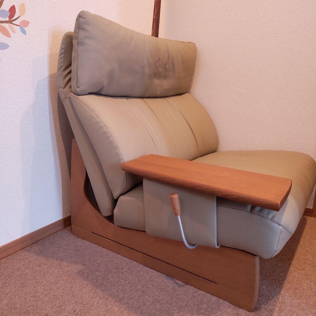 カリモク レザー 1人掛け　ソファ　リクライニング　家具