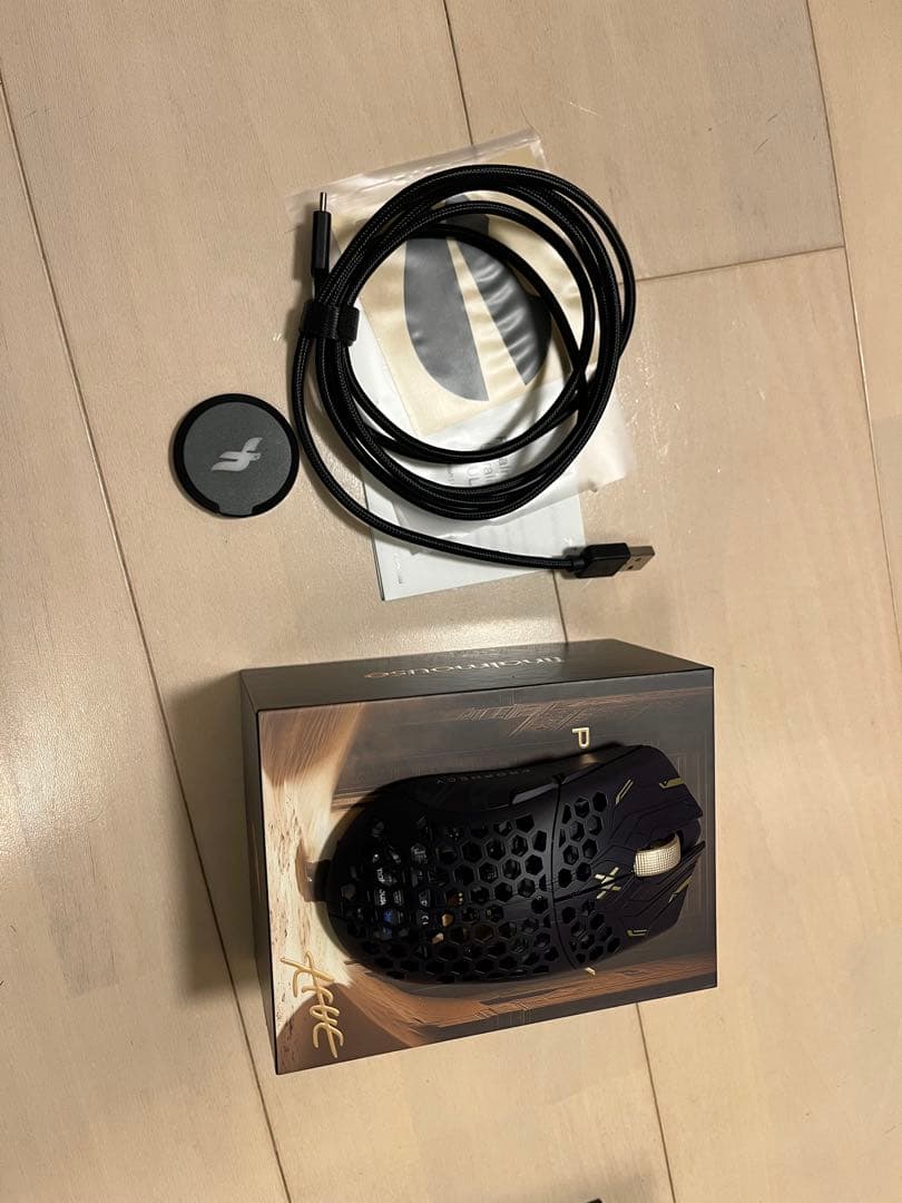 マウス・トラックボール finalmouse prophecy Tfue small