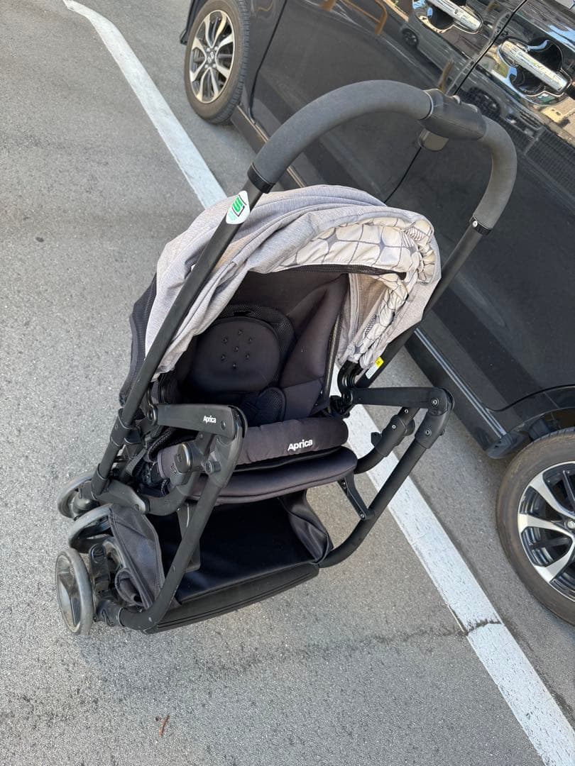 Aprica ベビーカー ルンルンゴー グレー
