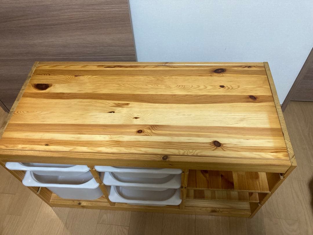 IKEAトロファスト収納ボックス、板付き