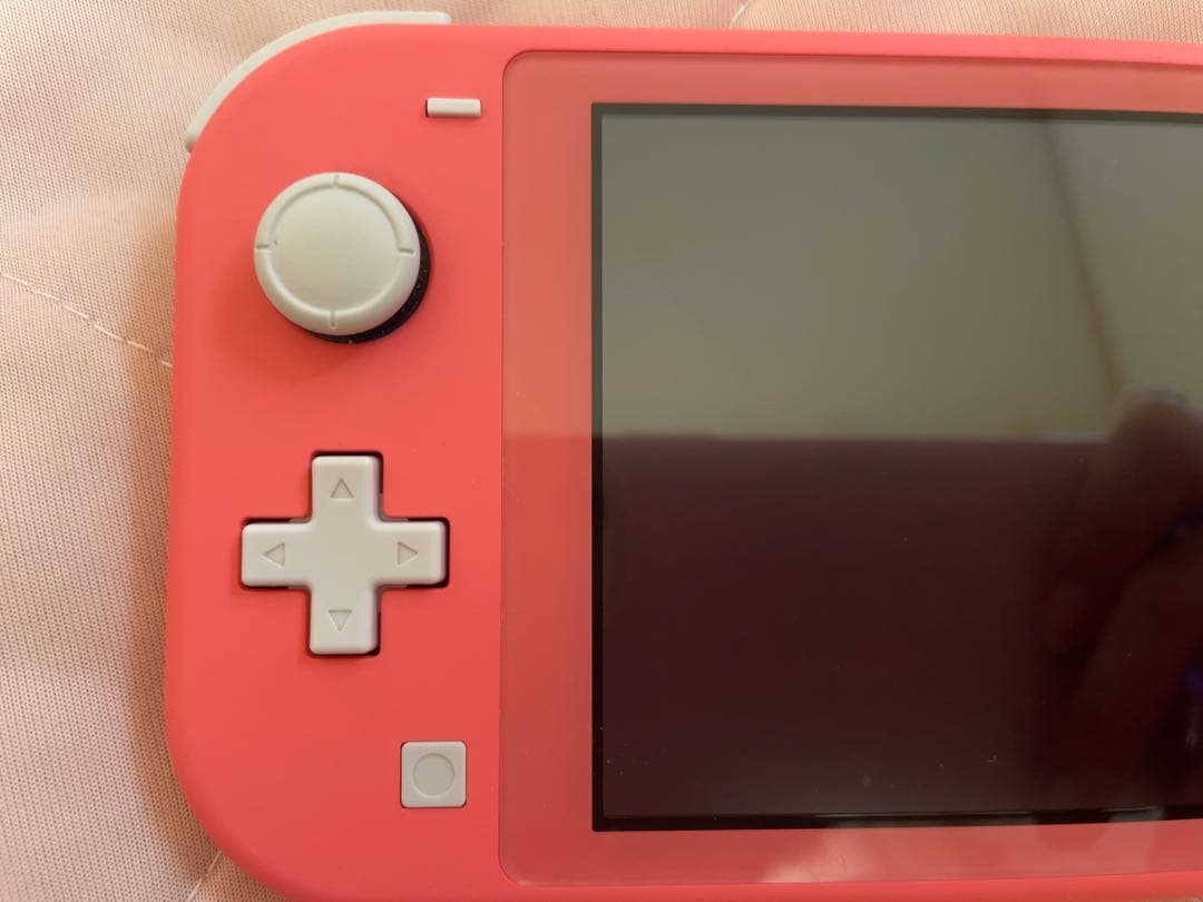Nintendo Switch Lite コーラル 本体(箱、充電器あり)