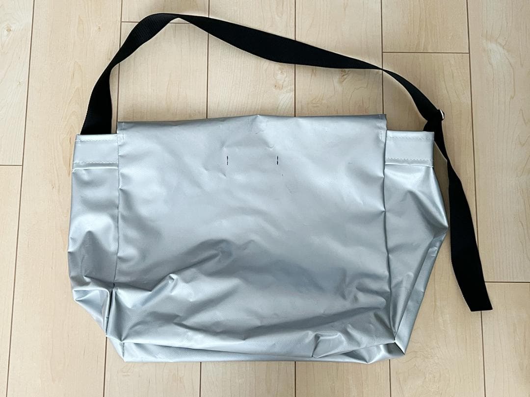 JUNYA WATANABE MAN シルバー メッセンジャーバッグ