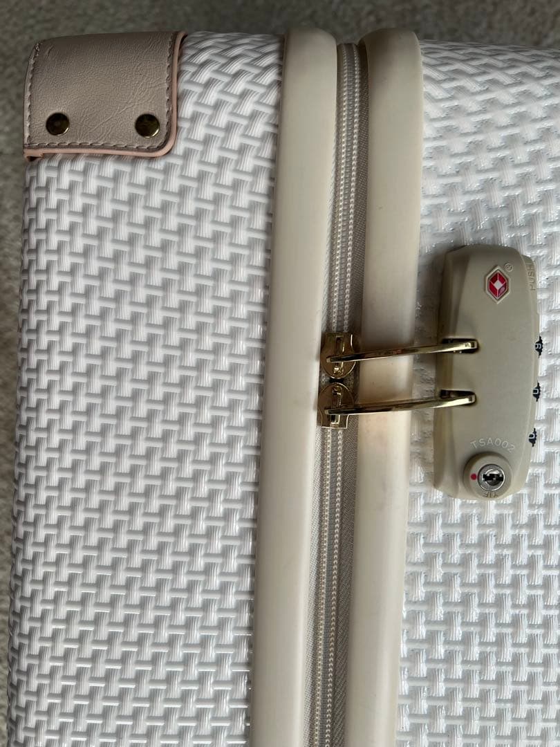 ジュエルナローズ　スーツケース　網かご風　ホワイト