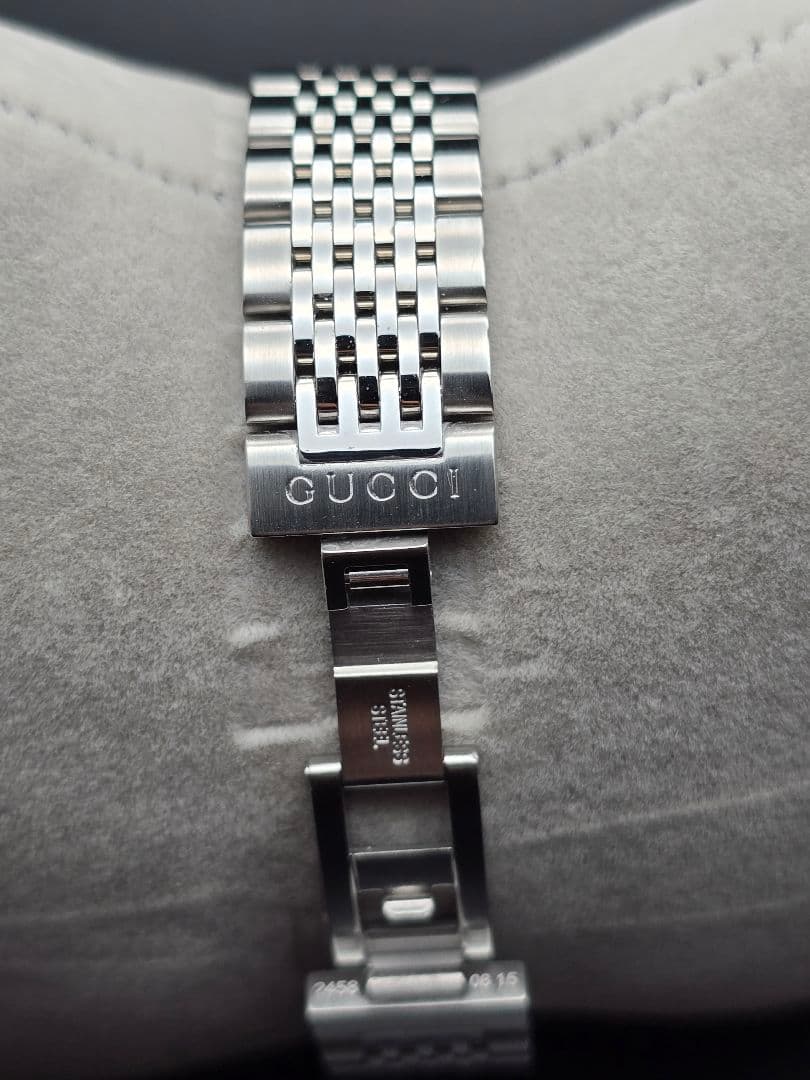 研磨済 電池交換済 126.5 GUCCI グッチ 9連ブレス シルバー 箱有