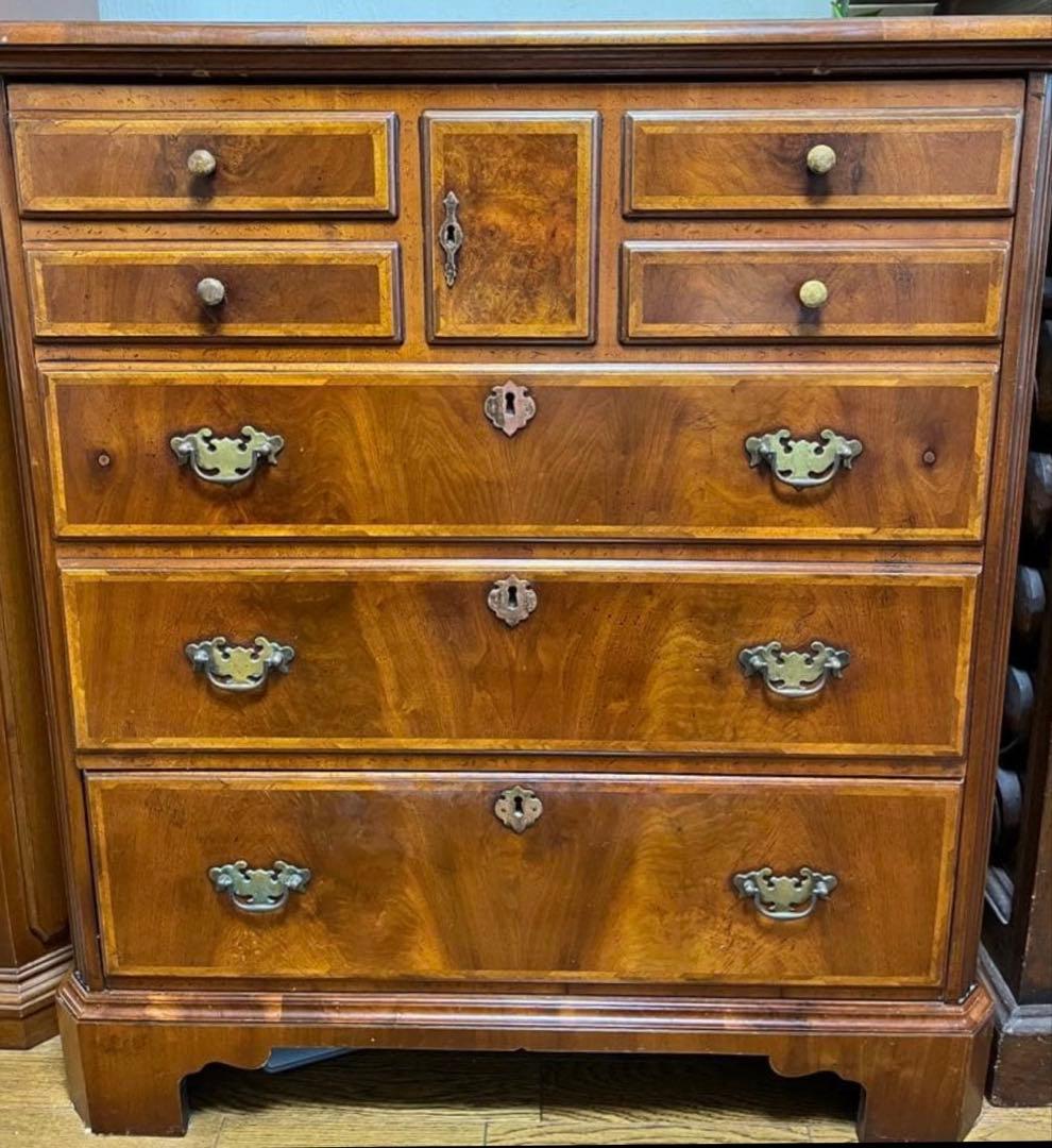 英国アンティーク　木製チェスト　ウォルナット