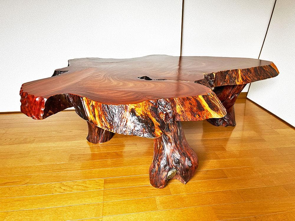 天然木　センターテーブル　銘木　一枚板　ローテーブル　三本足　杢目　高さ46cm