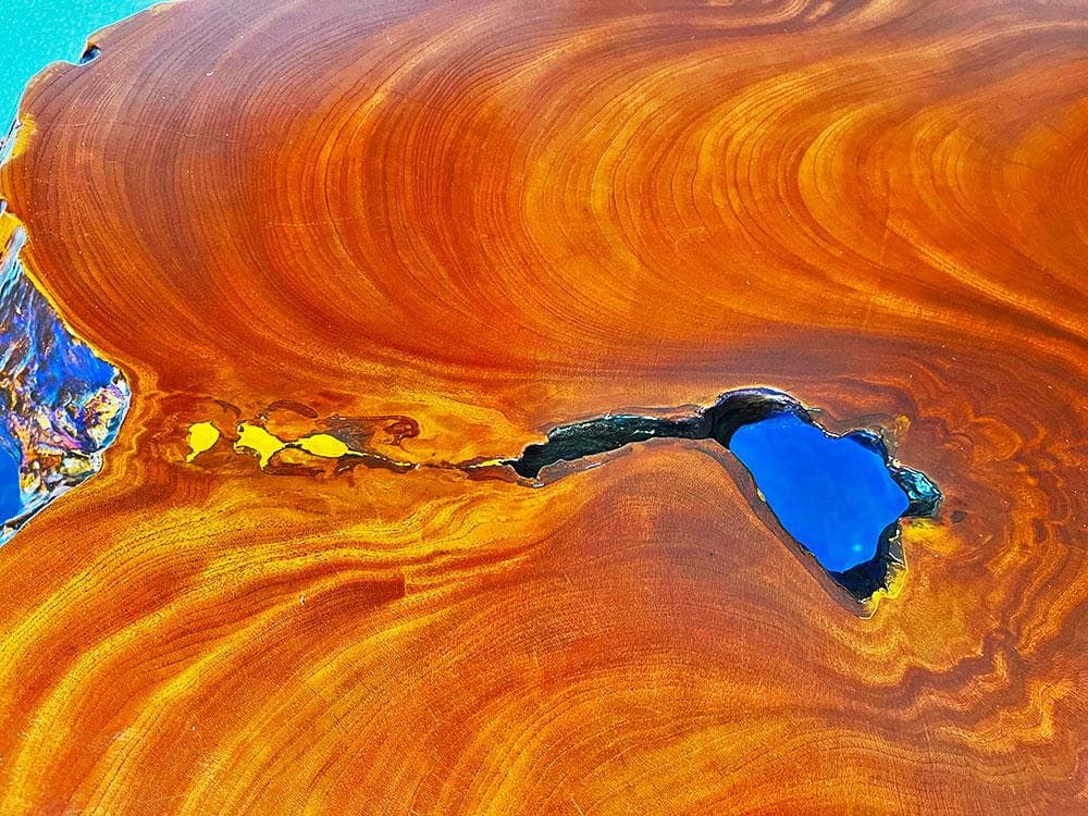 天然木　センターテーブル　銘木　一枚板　ローテーブル　三本足　杢目　高さ46cm