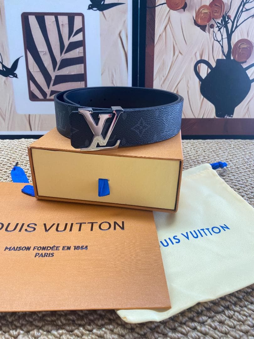 極美品 ブラック レザーベルト