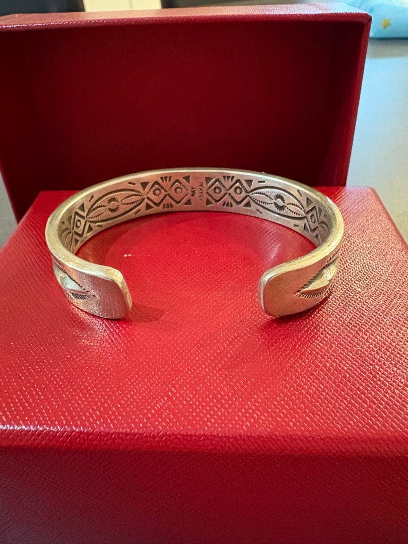 インディアンジュエリー　レイアダカイ　ダブルスタンプ　バングル