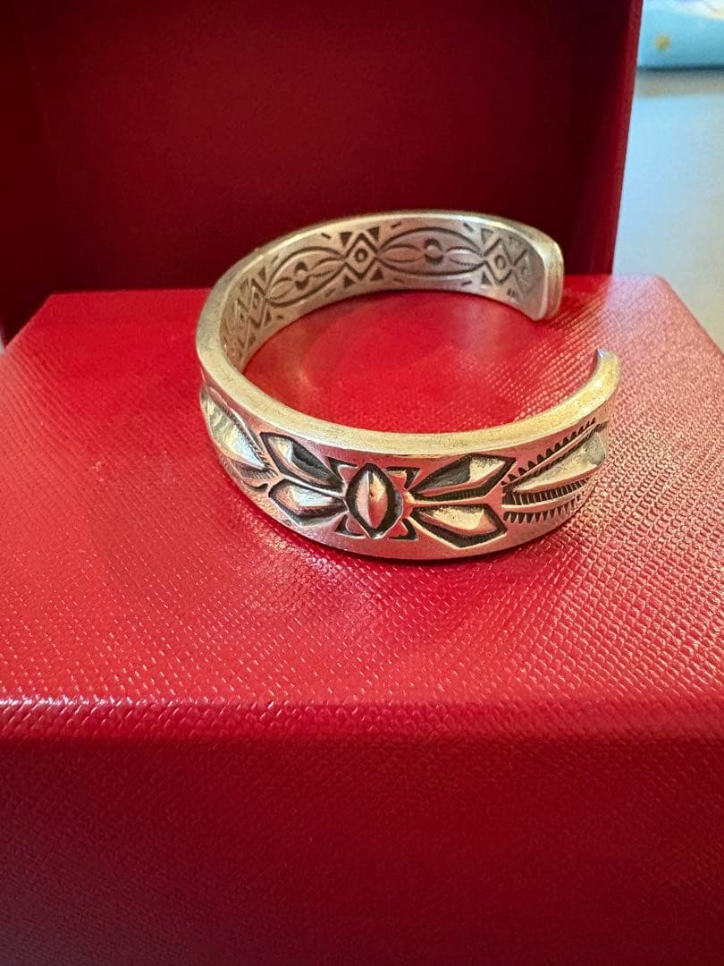 インディアンジュエリー　レイアダカイ　ダブルスタンプ　バングル