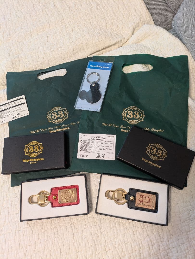 【美品未使用】東京ディズニーランド　クラブ33 30周年　キーチェーン