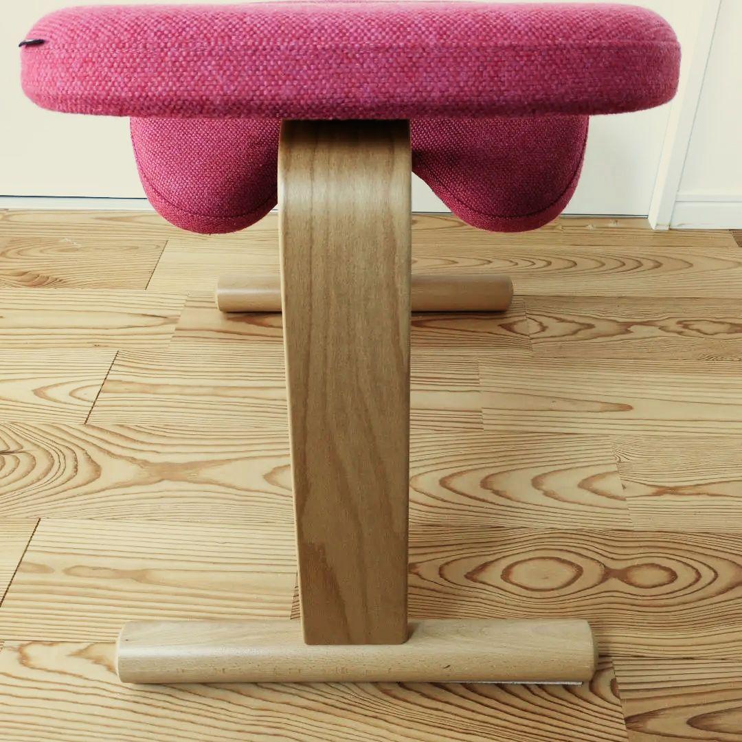 バランスチェア balans EASY バランスイージー 学習椅子ピンク