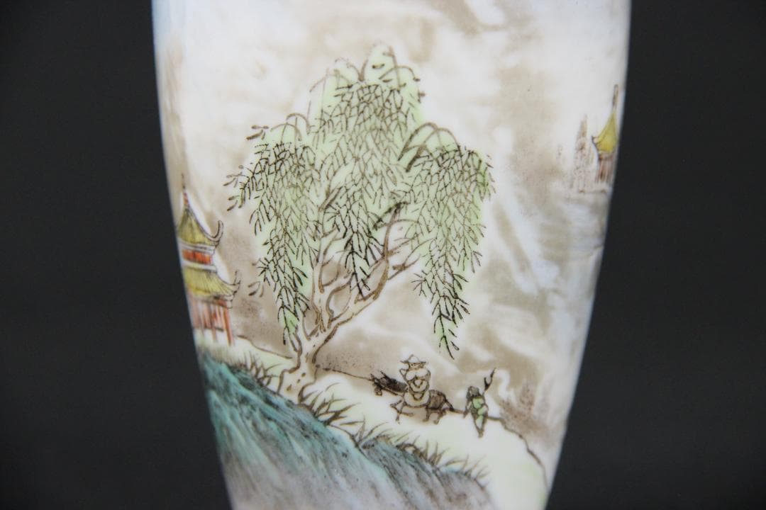 中国 花瓶 薄口 粉彩山水人物 唐物 花生 色絵 陶磁器 景徳鎮 FJ11-4