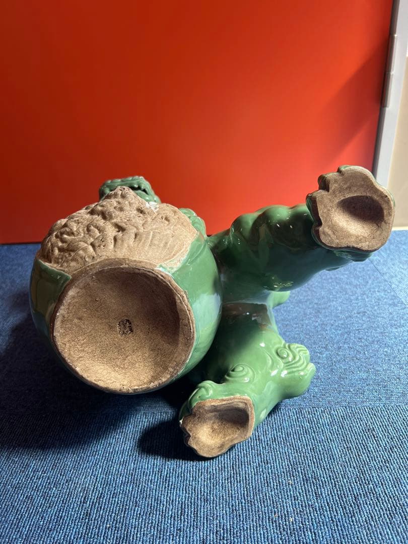 939 九谷焼　玉乗り獅子　魔除け　置物　時代物