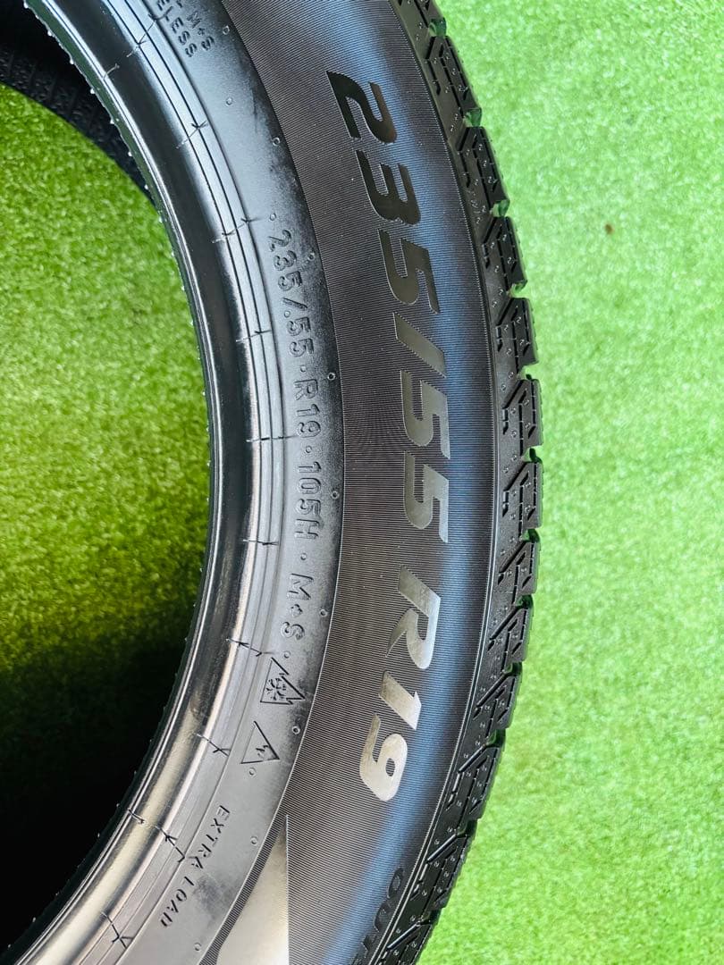 PIRELLI ICE ZERO 235/55R19 23年製深山スタッドレス
