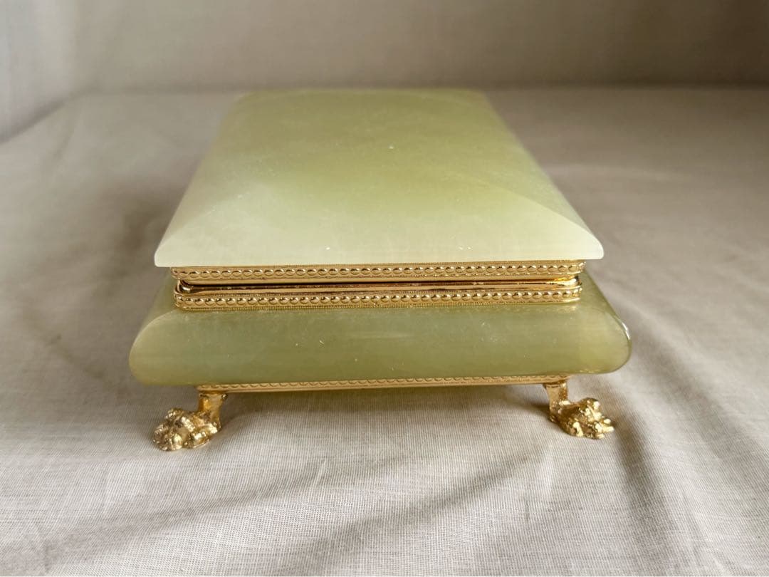 イタリア製 グリーンオニックス グリーンオニキス 天然石 ジュエリーケース 猫足