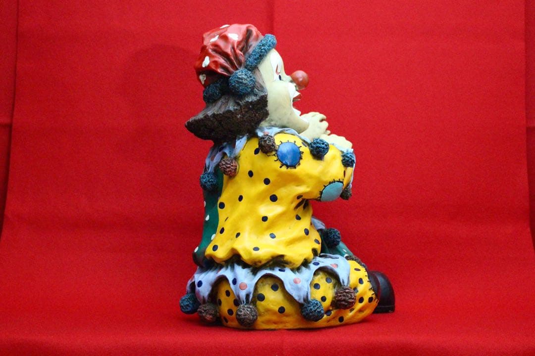 イタリア雑貨・ピエロコレクション【お茶目なピエロ　大サイズ　黄・緑ドット】