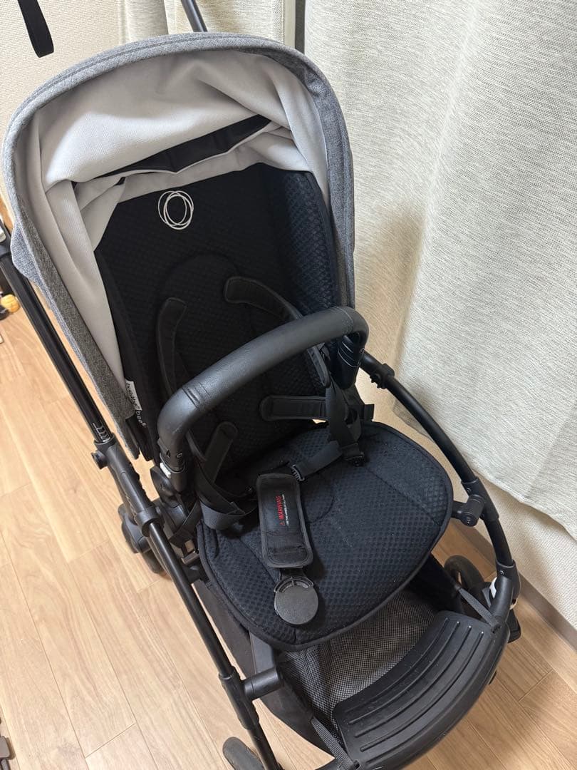 Bugaboo bee6 バガブー　グレー 完売色 AB型ベビーカー　週末価格