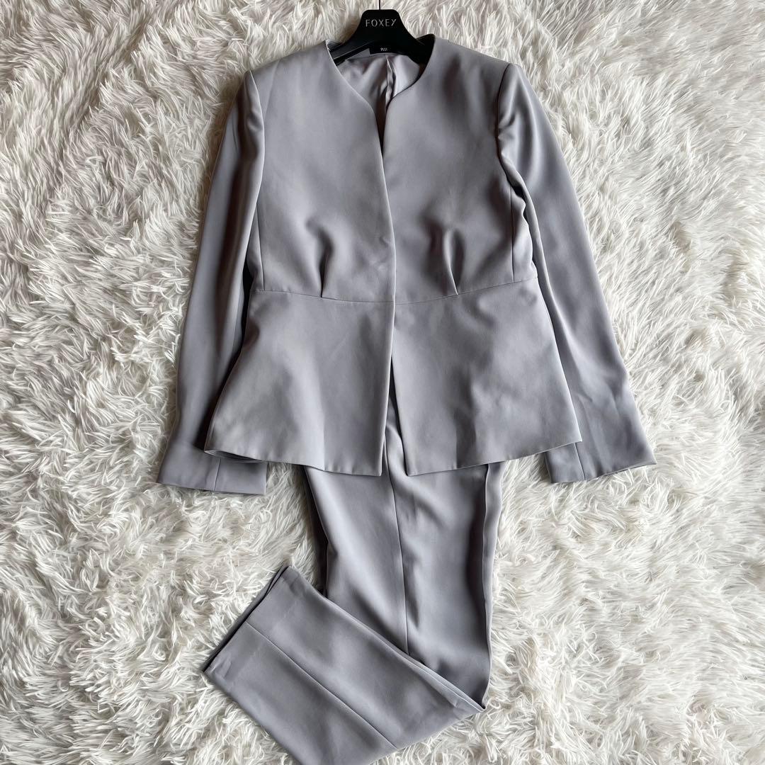 美品 プラステ トリアセブレンドペプラムジャケット パンツスーツ 24年モデル