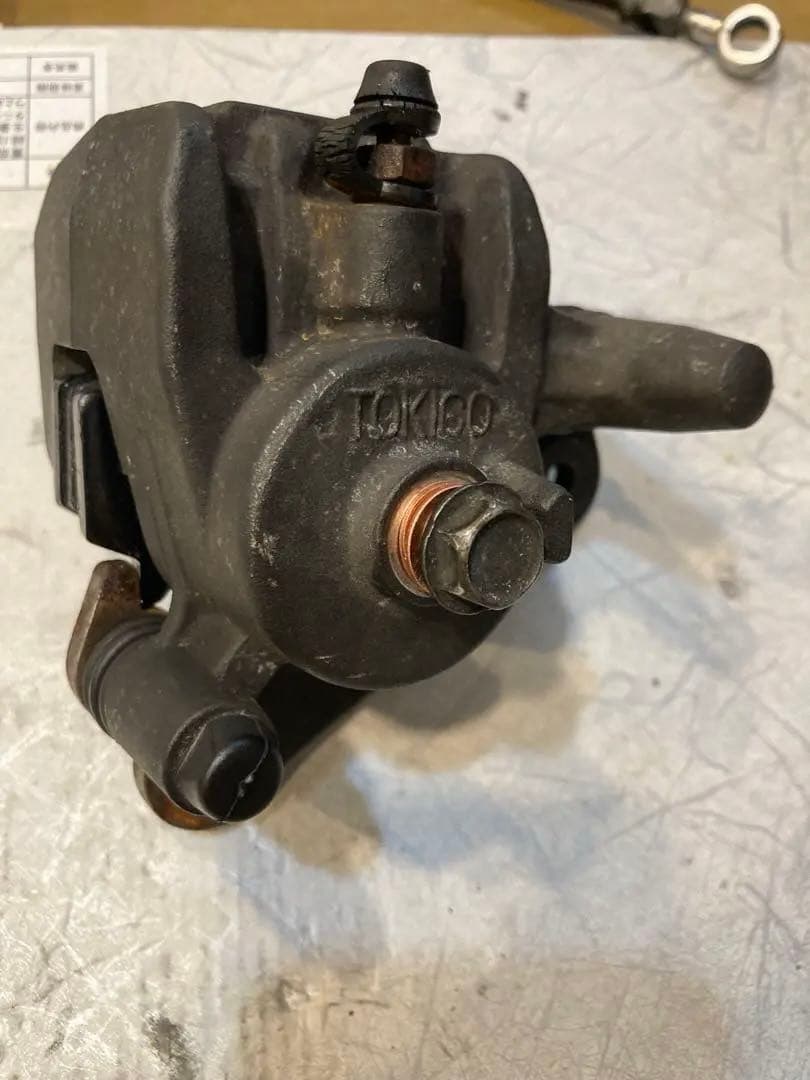 【分解洗浄済】ゼファーχ ゼファー400 ブレーキ リアキャリパー OH済ZRX