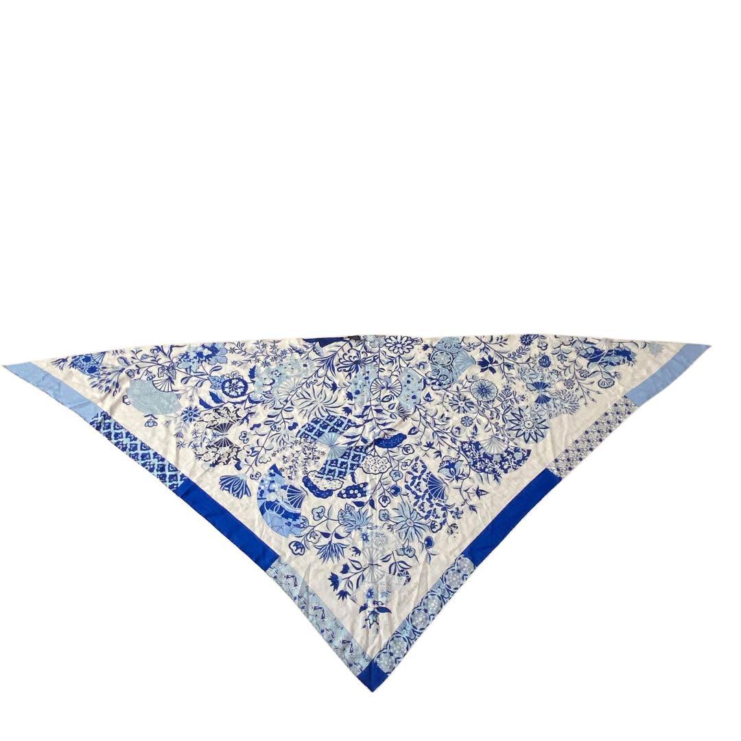 美品 HERMES トライアングルジェアン 花咲く織物 カシミヤ シルク.