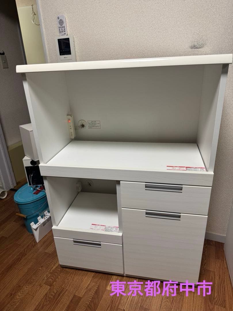 ニトリ　レンジ台　カップボード　キッチン収納　白