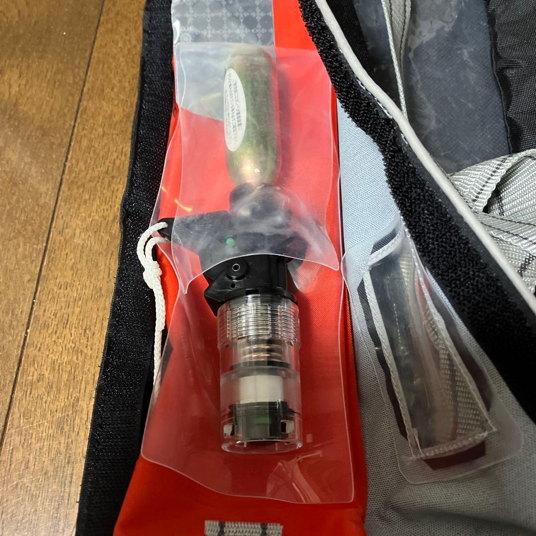 シマノ　SHIMANO 自動膨張式ライフジャケット 黒