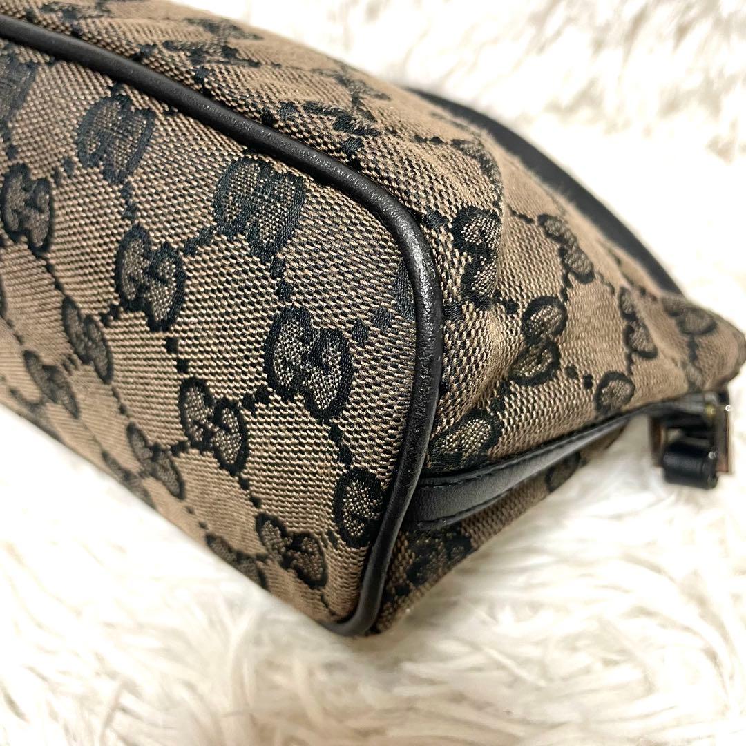 【美品】GUCCI アクセサリーポーチ GG柄 キャンバス レザー ロゴプレート