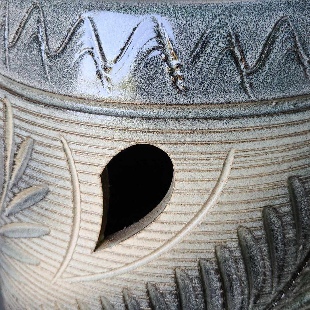 お値下げしました⤵信楽焼傘立て  シダ彫り 高さ５０cm