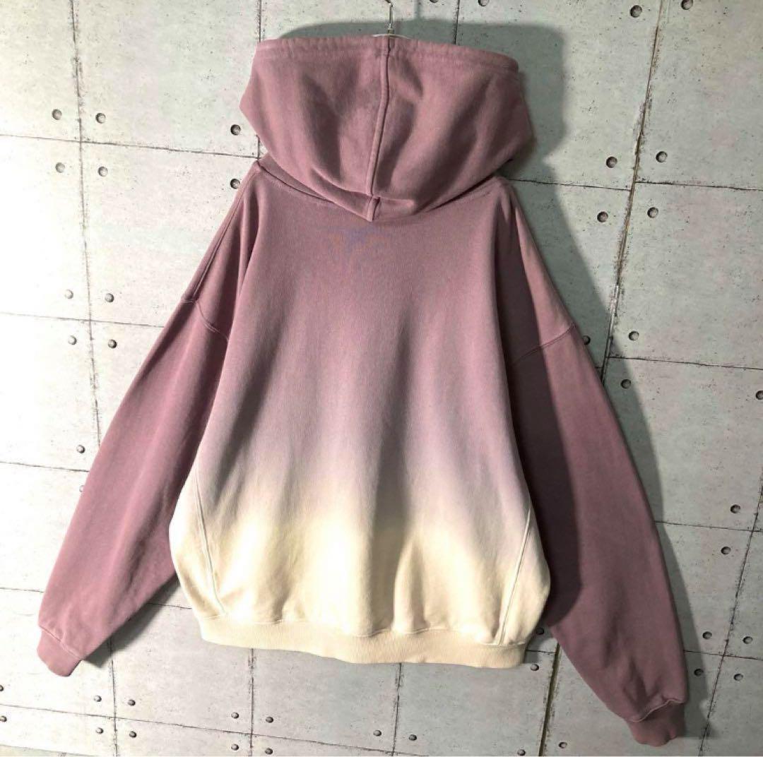 【入手困難】KITHキス☆グラデーションバイカラー刺繍ロゴスウェットパーカーL