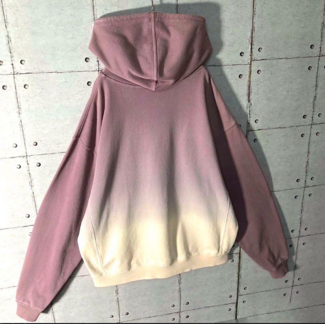 【入手困難】KITHキス☆グラデーションバイカラー刺繍ロゴスウェットパーカーL