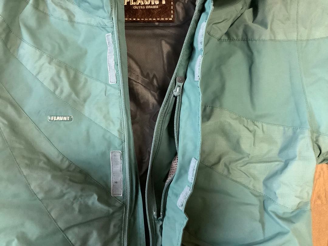 FLAUNT ジャケット