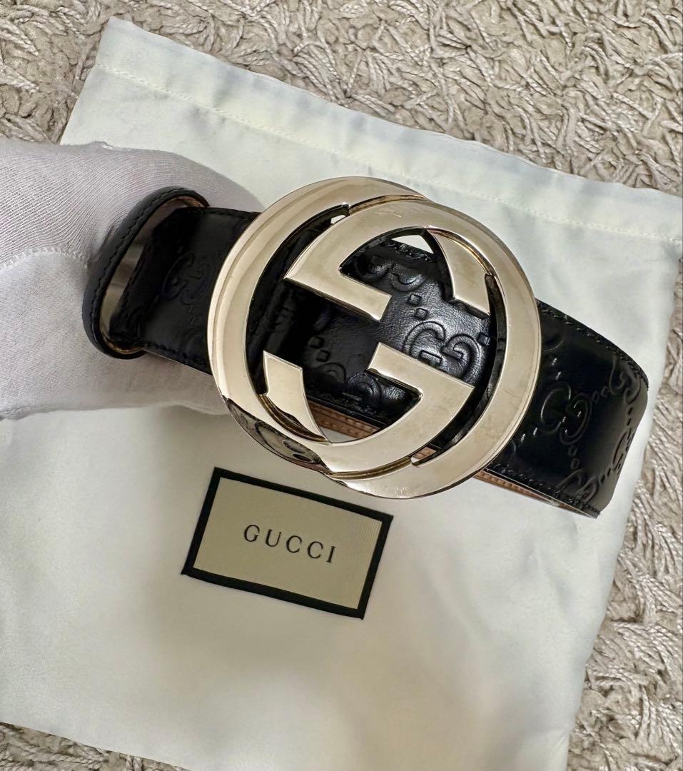 GUCCI GGロゴバックル 黒レザーベルト